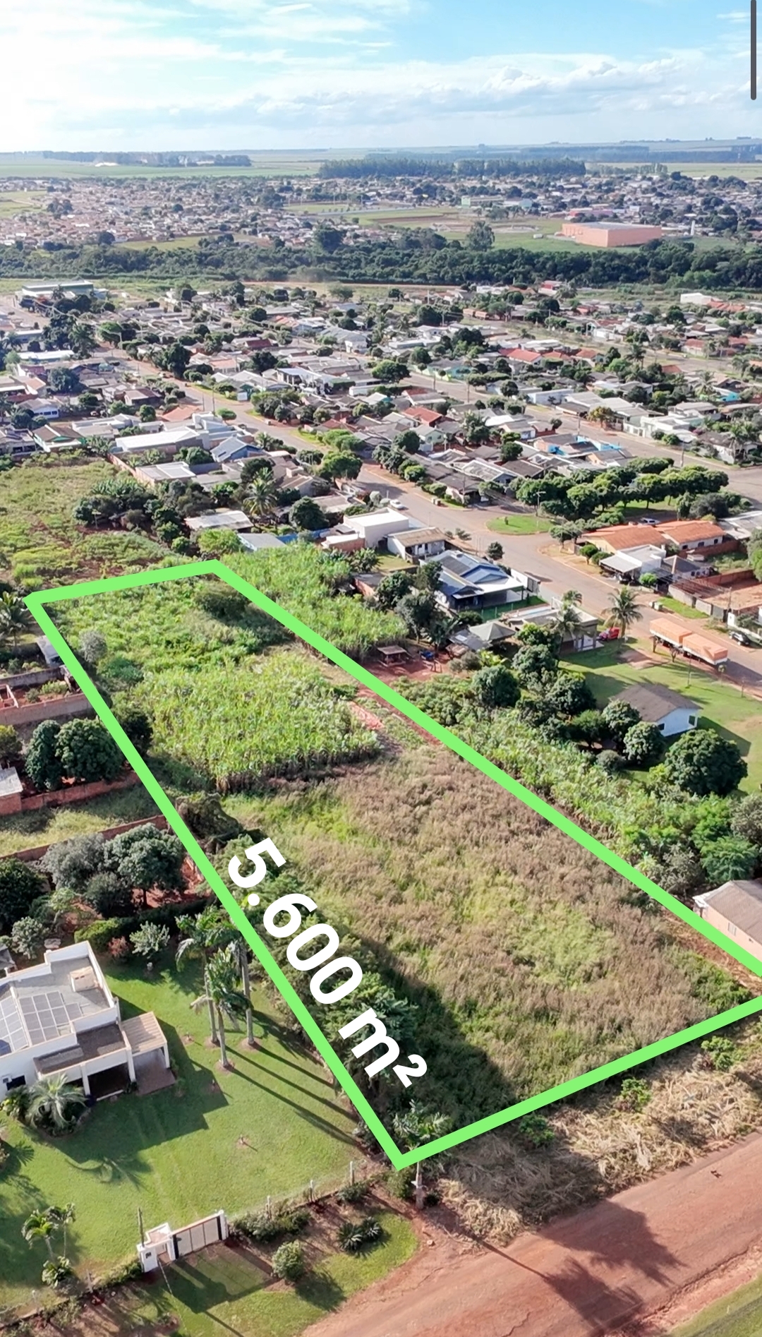 Terreno amplo à venda com 5.600 m² no Bairro Jardim Primavera em São Gabriel do Oeste