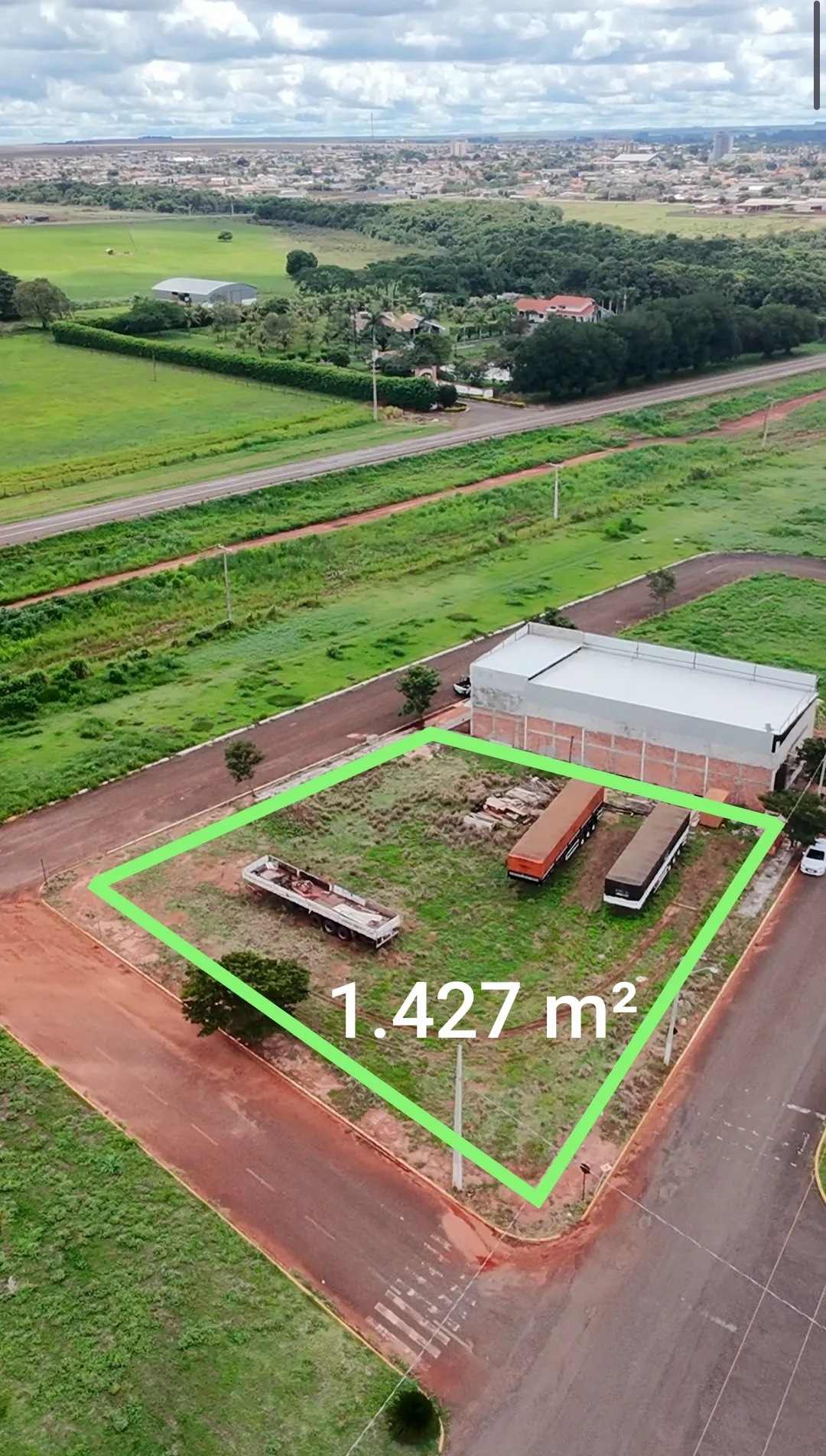 Terreno à venda com 1.427 m² no Bairro Cidade Jardim 1 em São Gabriel do Oeste