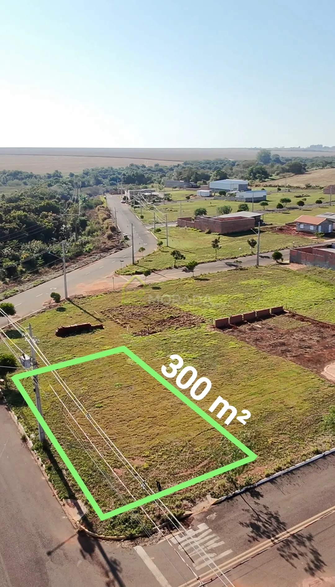 Terreno de esquina com 300 m² a venda no bairro Cidade Jardim 2 em São Gabriel do Oeste 